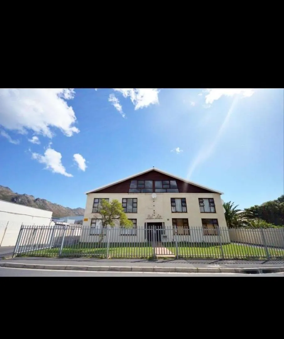 Homestay Gordonsbay Beach Stay Cape Town